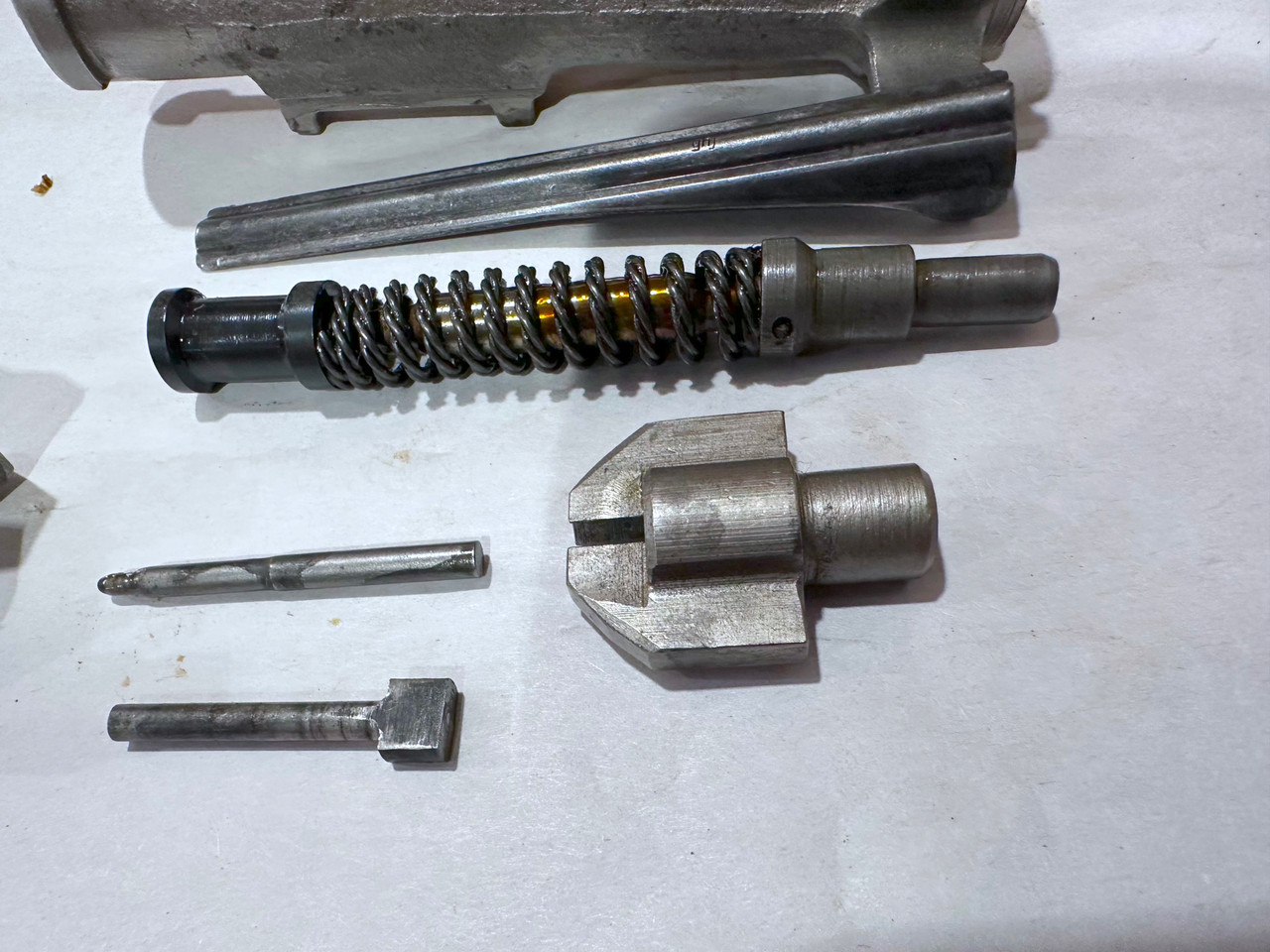 ghj "Mercedes-Bueromaschinenwerke" code MG42 Bolt - Lot 251014-03