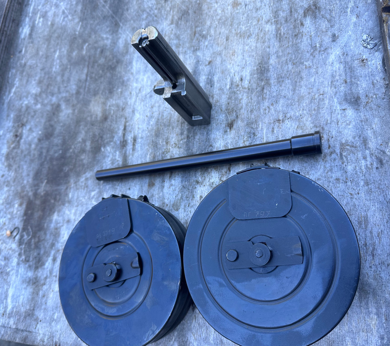 PPSH Lot: 1 x Bolt, 1 x 9mm Barrel,  2 x Drums PPSH Lot: 1 x Bolt, 1 x 9mm Barrel,  2 x Drums