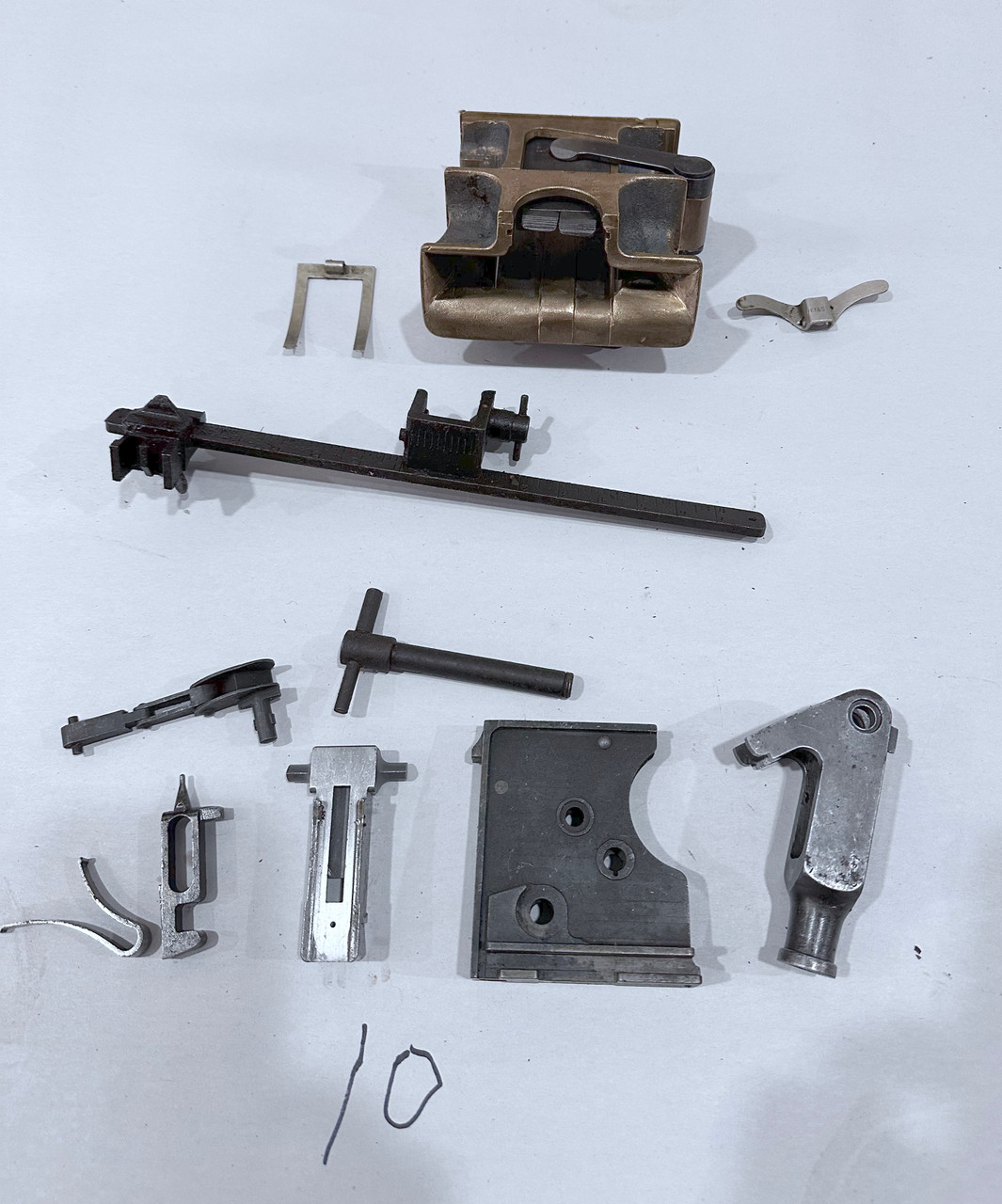 Vickers Part Lot V-AC-25-10