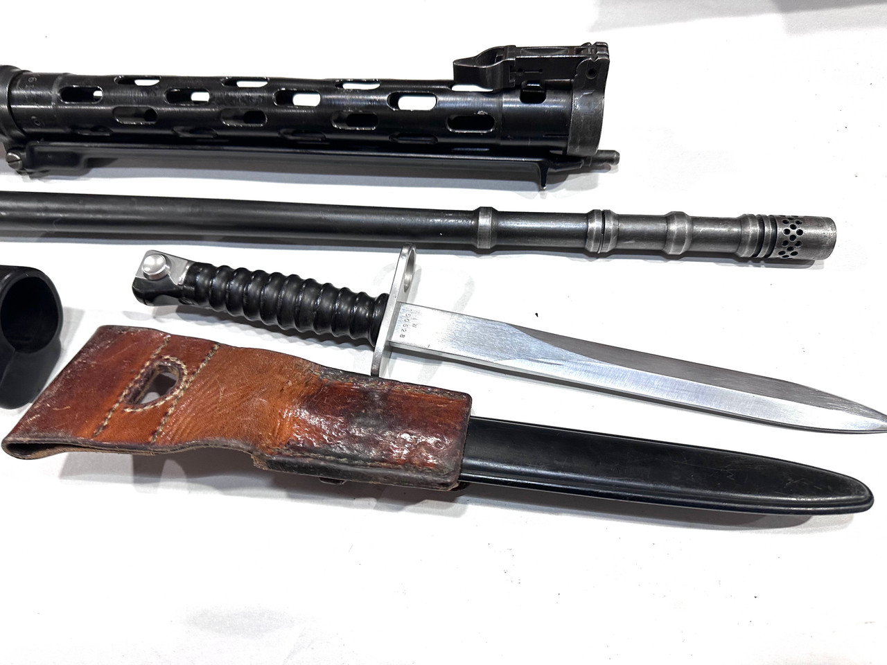 Lot 251204-05: PE57 Kit - with Barrel