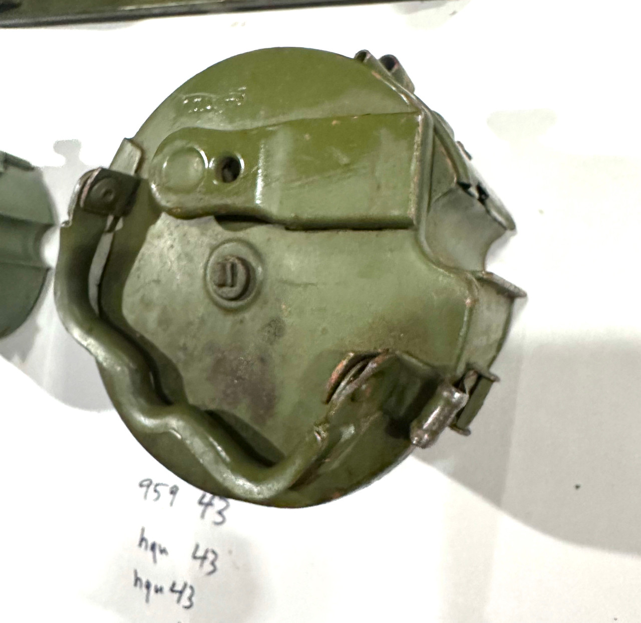 260122-08:  Original MG34/MG42 Basket Drum Set - 1943 dated