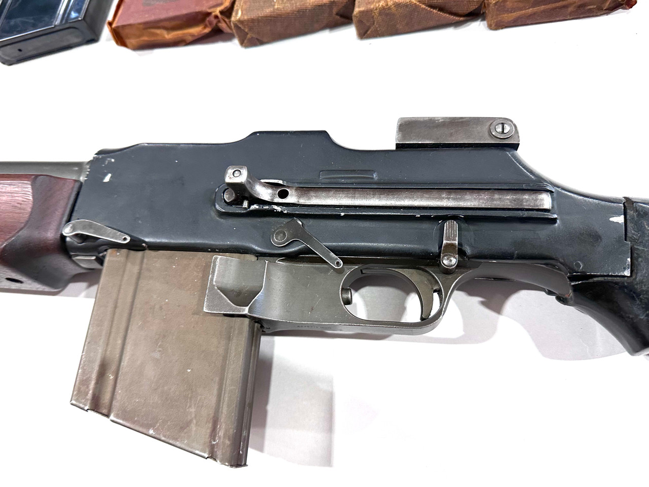 Lot SH-1918: Browning 1918 BAR Display Gun with Parts