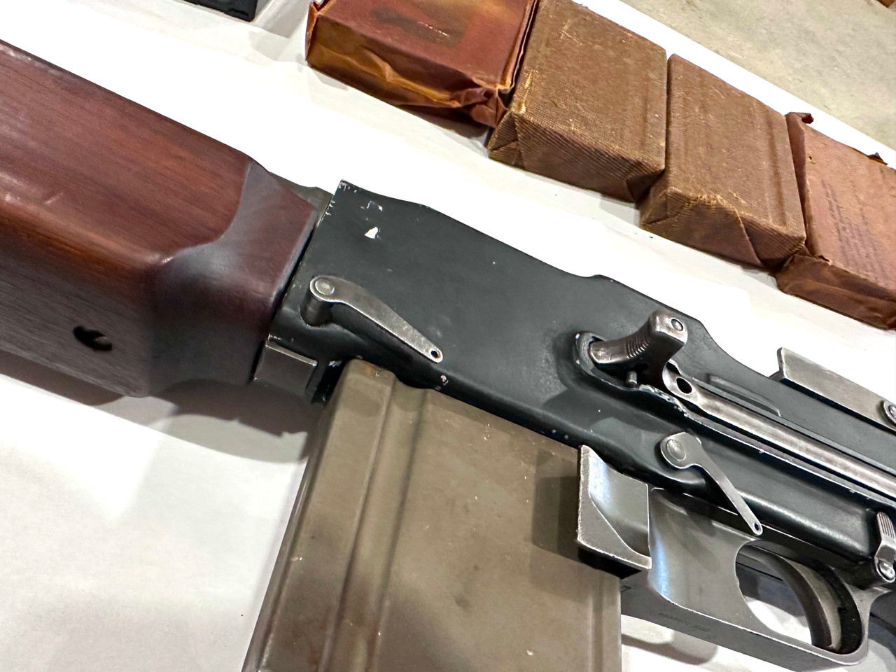 Lot SH-1918: Browning 1918 BAR Display Gun with Parts