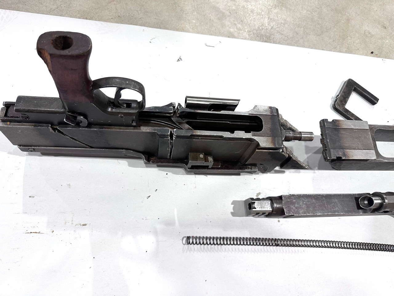 Lot RM-260217-01: Brit BESA TANKER MkII Parts Kit (ships free)