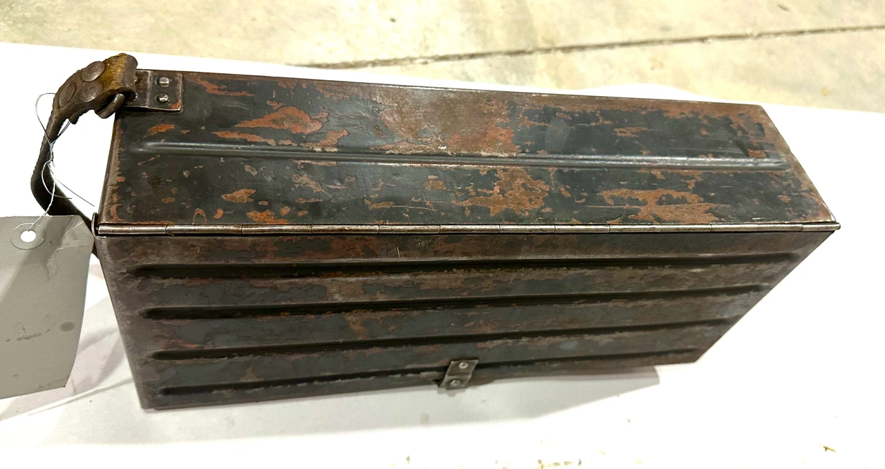 Lot of 13 x ZB26 Magazines with Original Box