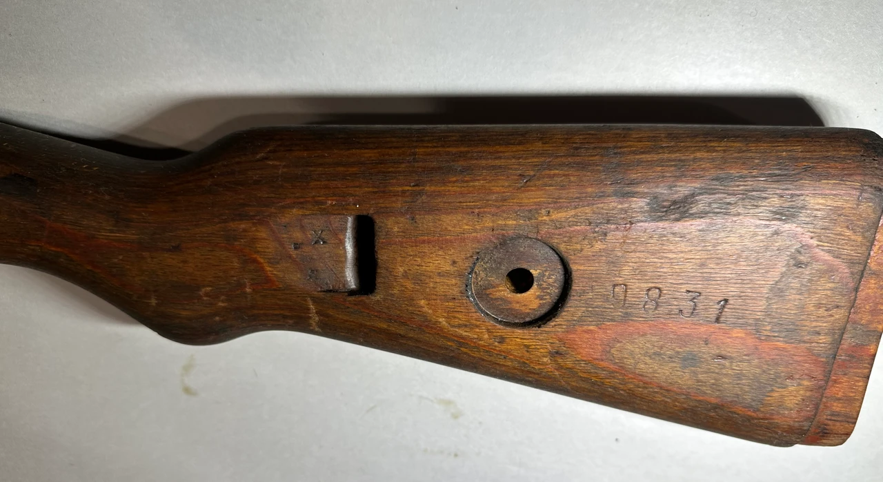 Lot 260429-08: Original German WWII Karabiner 98k Stock
