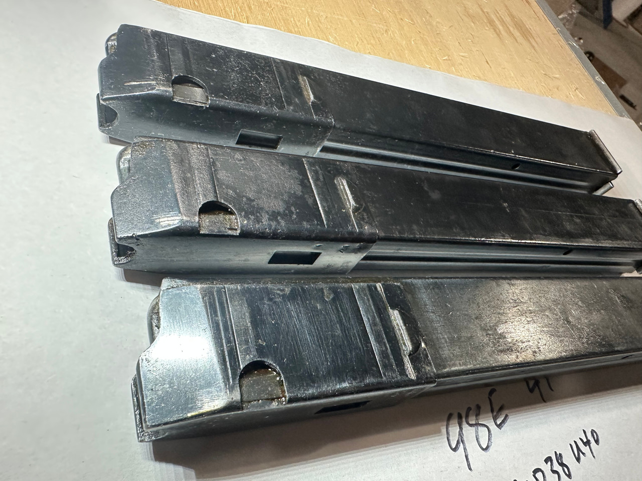 Lot 260430-06: 3 x MP40 'slab side' Magazines with Steyr markings dated 1941