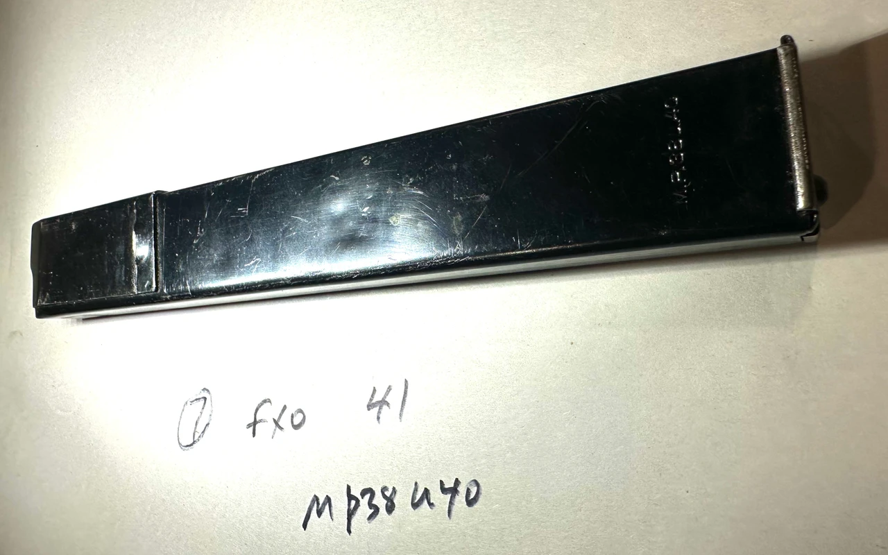Lot of 1 x MP40 'slab side' Magazines with fxo markings dated 1941 