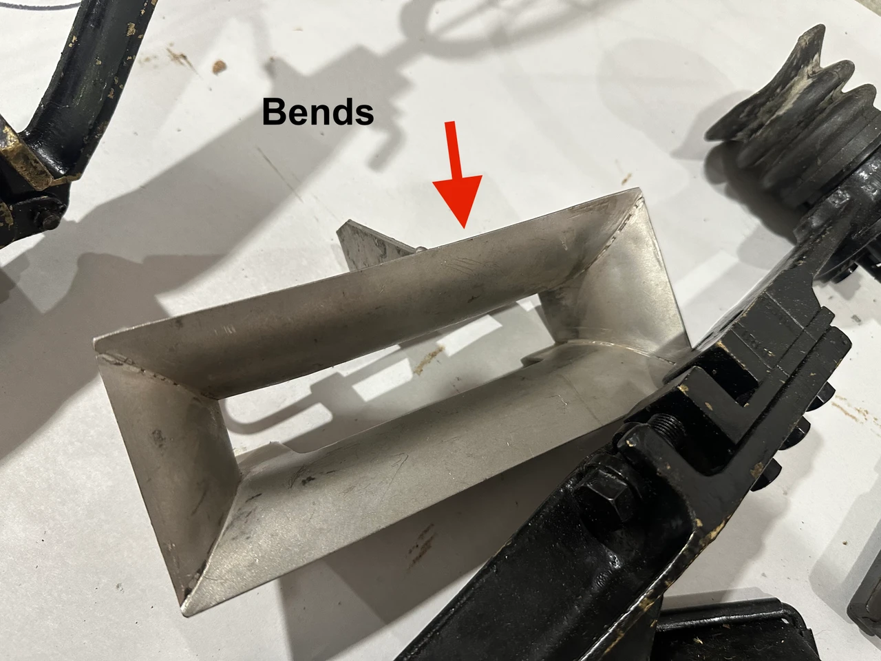 Lot 260501-05: Early Barrel Support, MK17 AA Rear Sight, and Feed Parts
