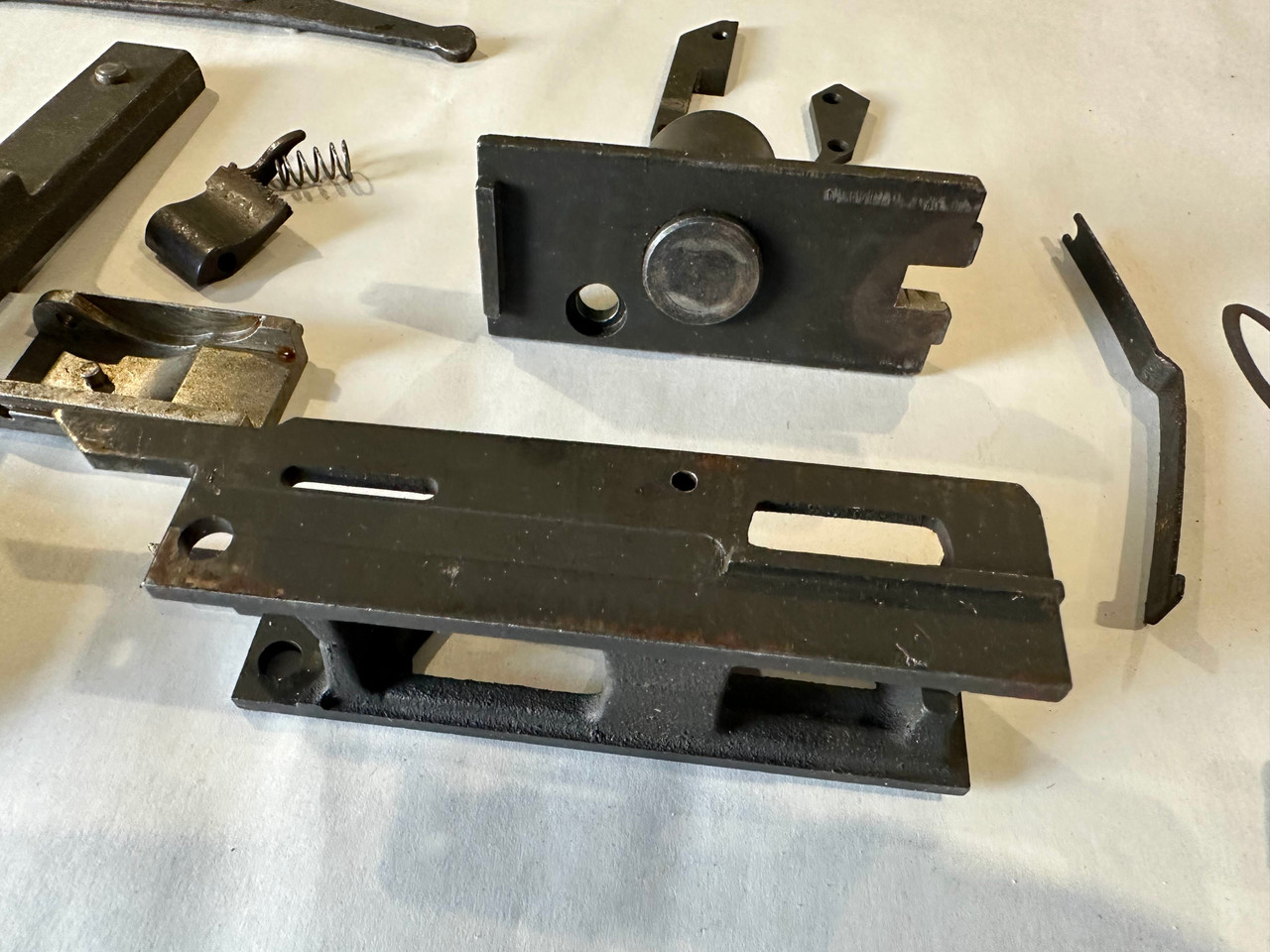 Lot 260505-03: 1919 Parts Lot - "BA" Top Cover, "Fixed" Backplate - Ships Free