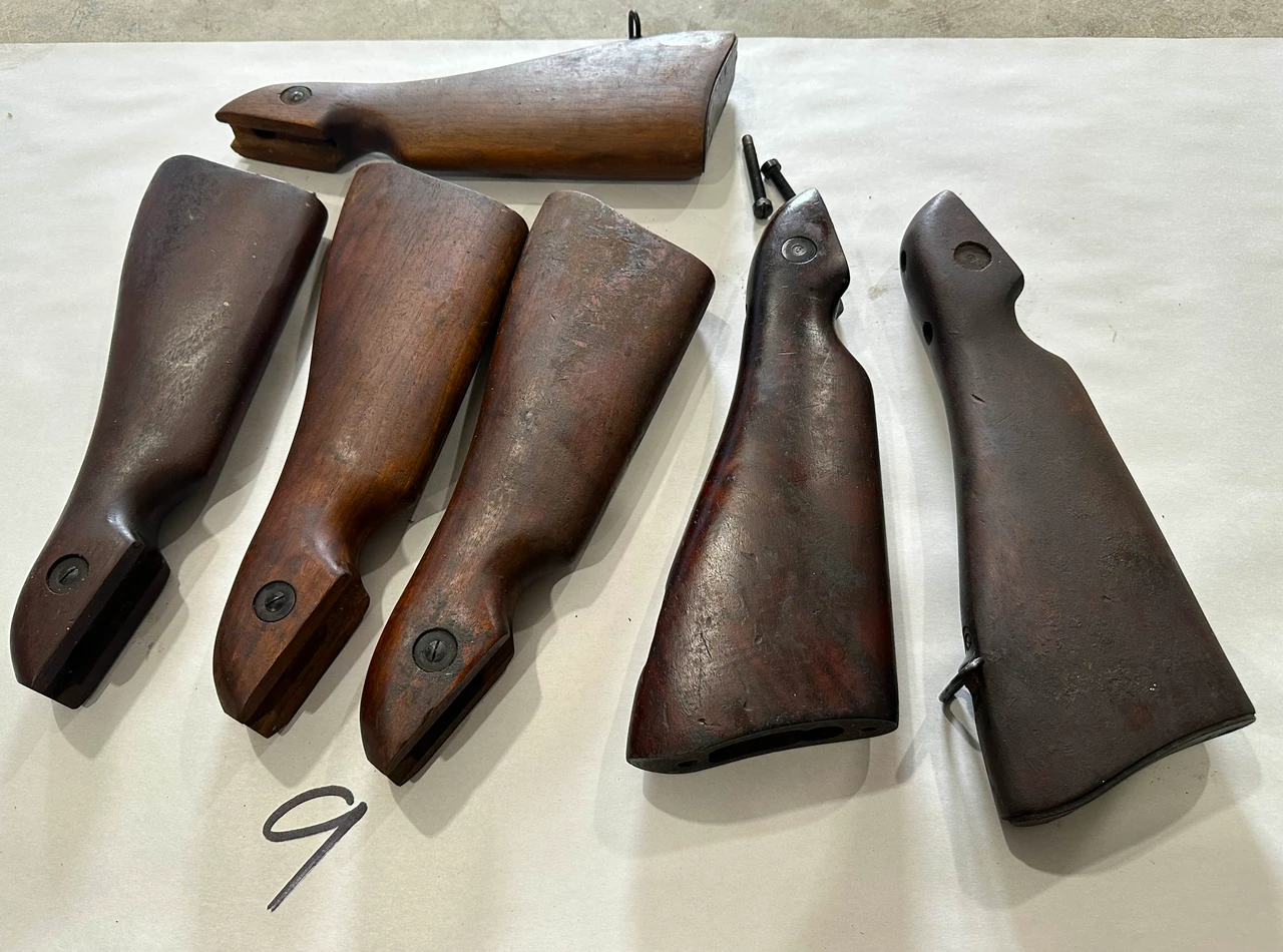 260505-09: 6 x M1 Stocks