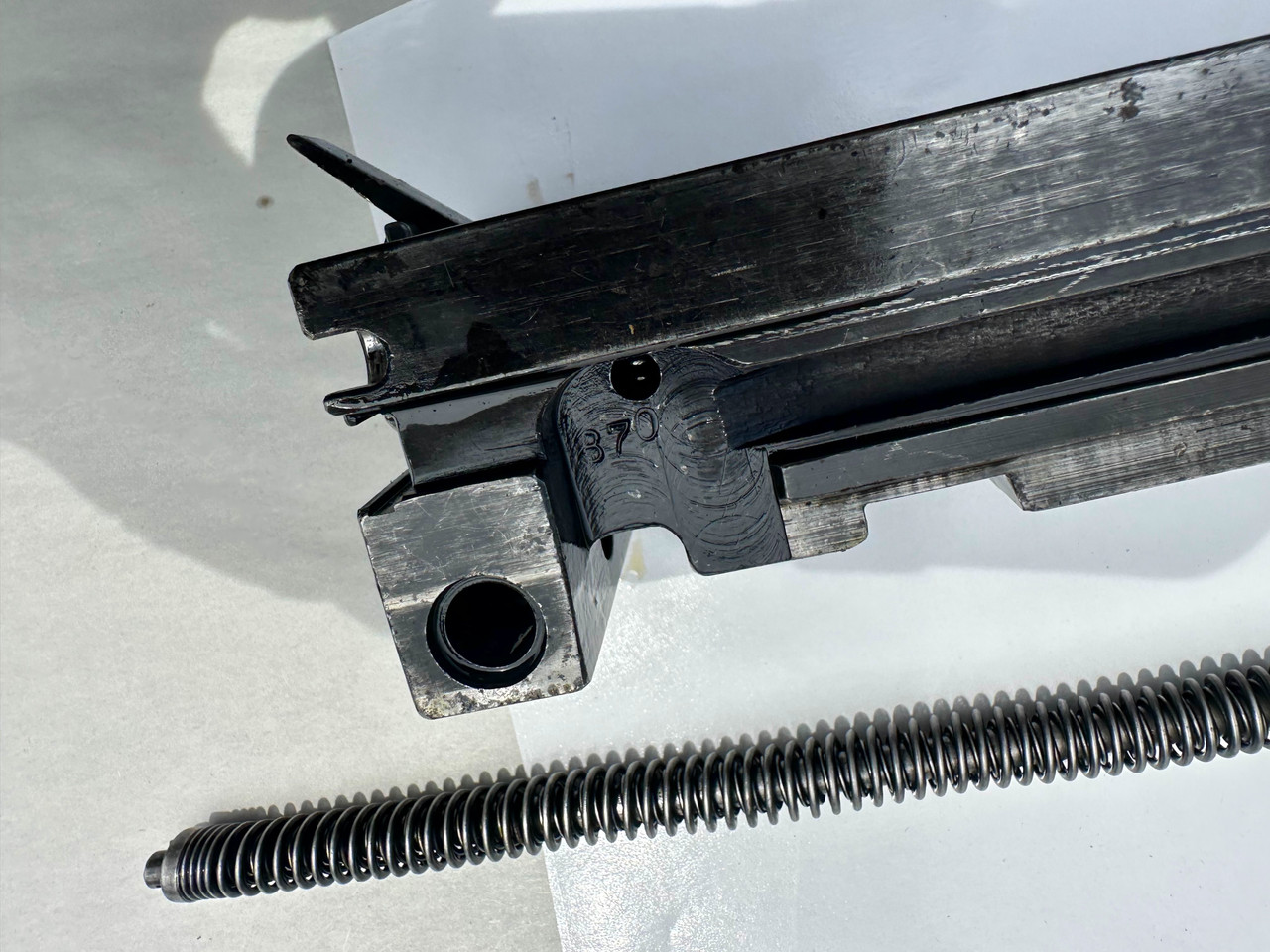 Lot 260508-03: M2HB Bolt (Complete Less ALTERNATE FEED KNOB) with Drive Spring Rod Asm
