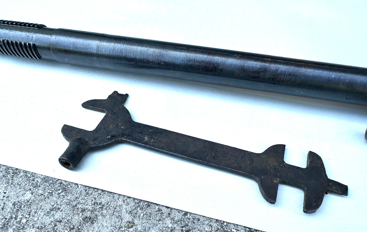 Lot 4: 1 x Original DP28 Barrel with Tool- SHIPS FREE