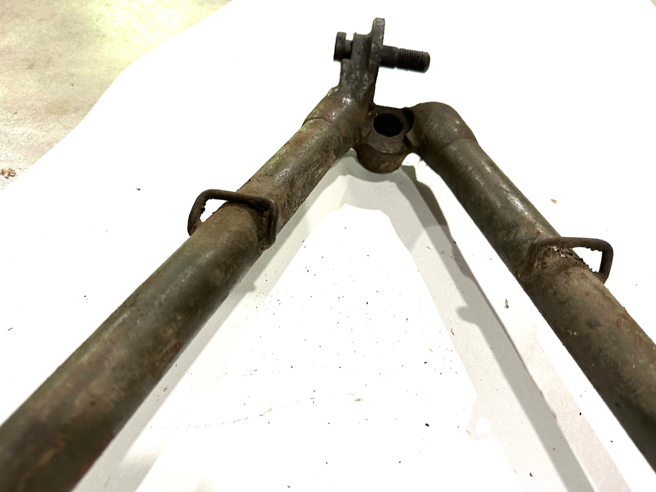 BREN Mk1 Tripod Base with Traversing Arc and Early Leg Clip Bracket