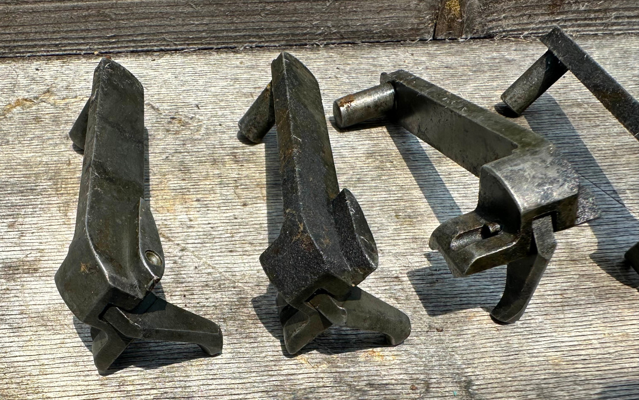 Lot 260711-01: 6 x M2HB Bolt Extractors - Low Grade