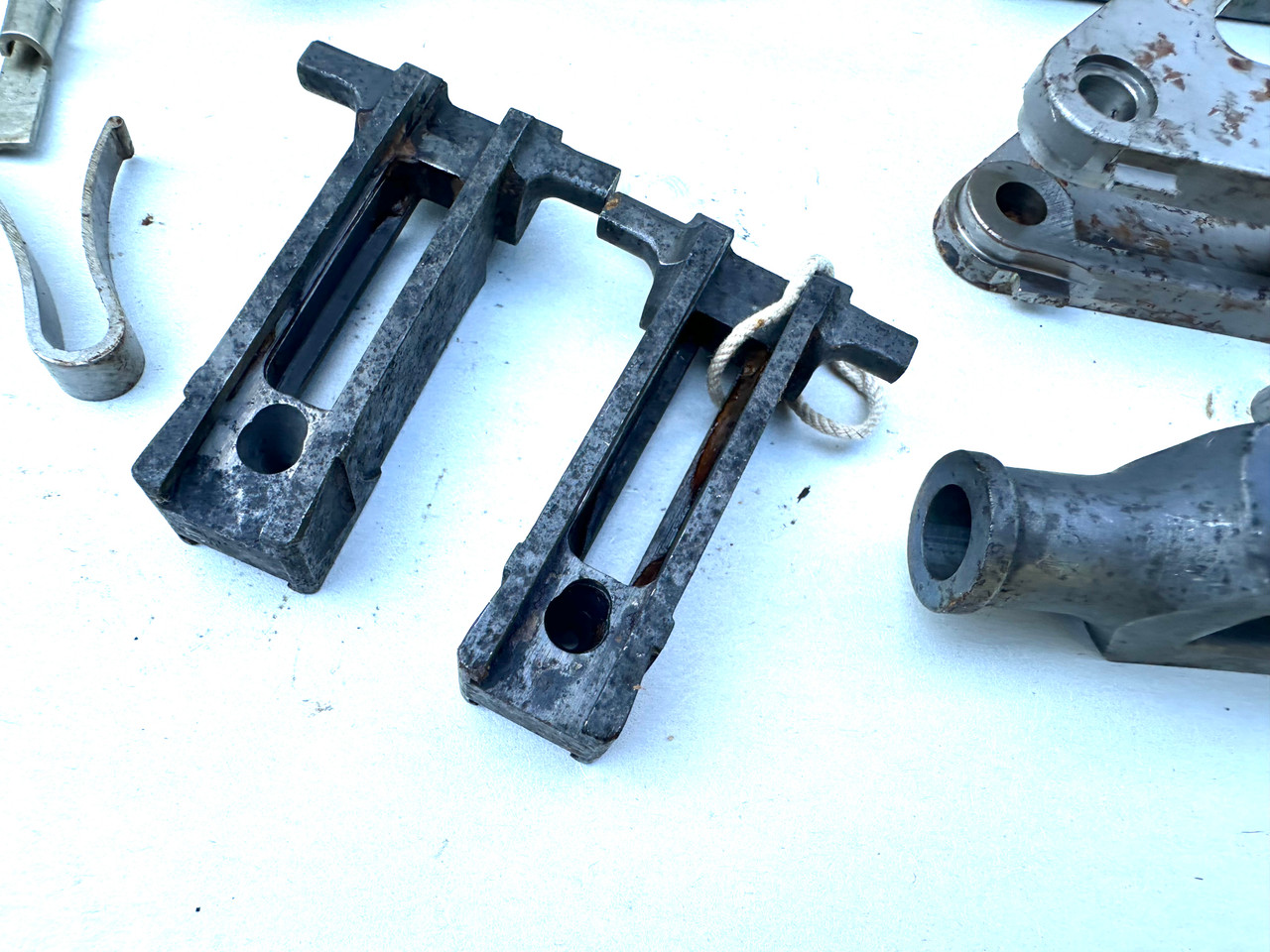 Lot 260716-06: Vickers Parts