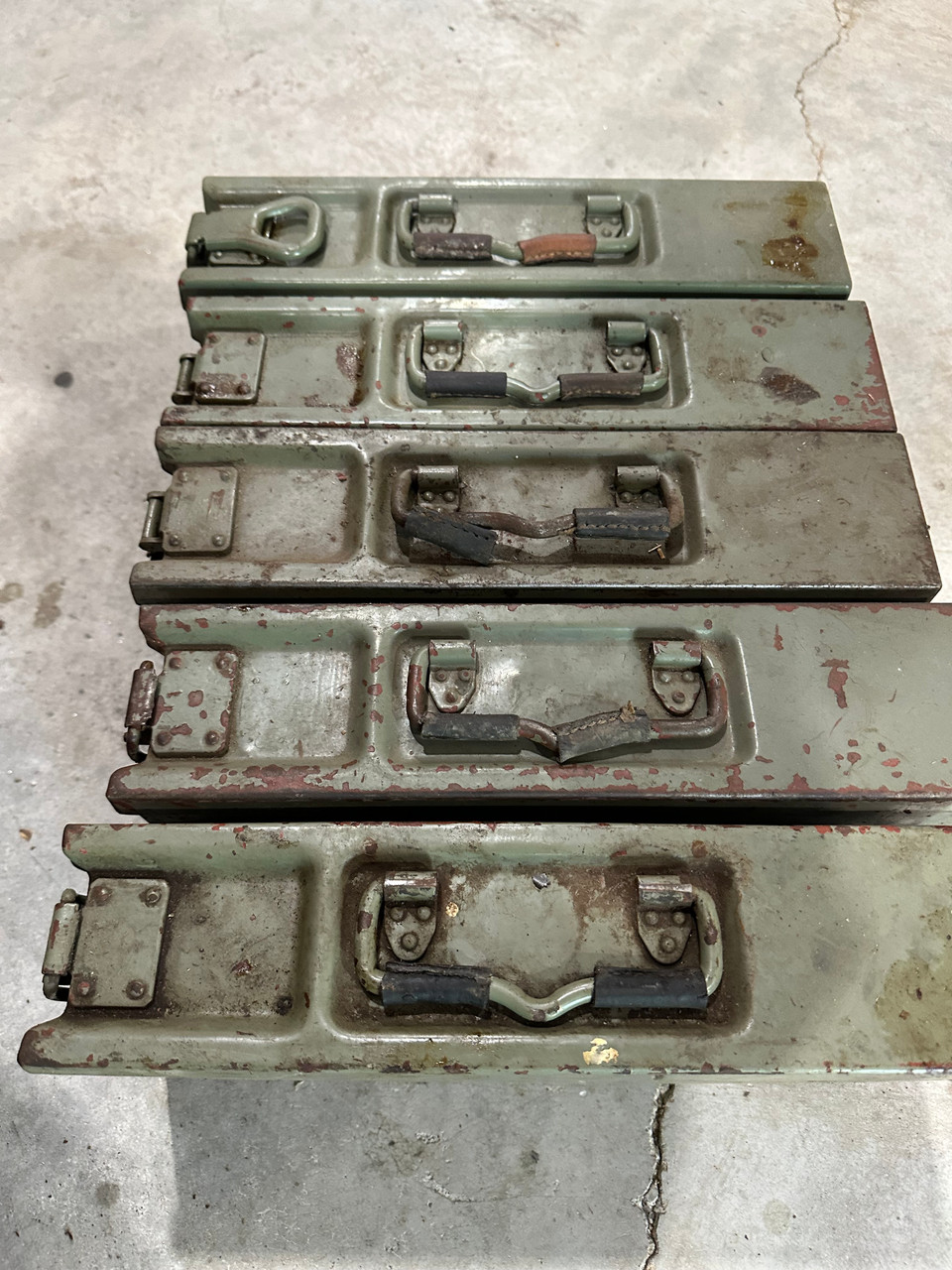 Lot 260720-01: Lot of 5 Yugo Ammo Cans with Busted Latches