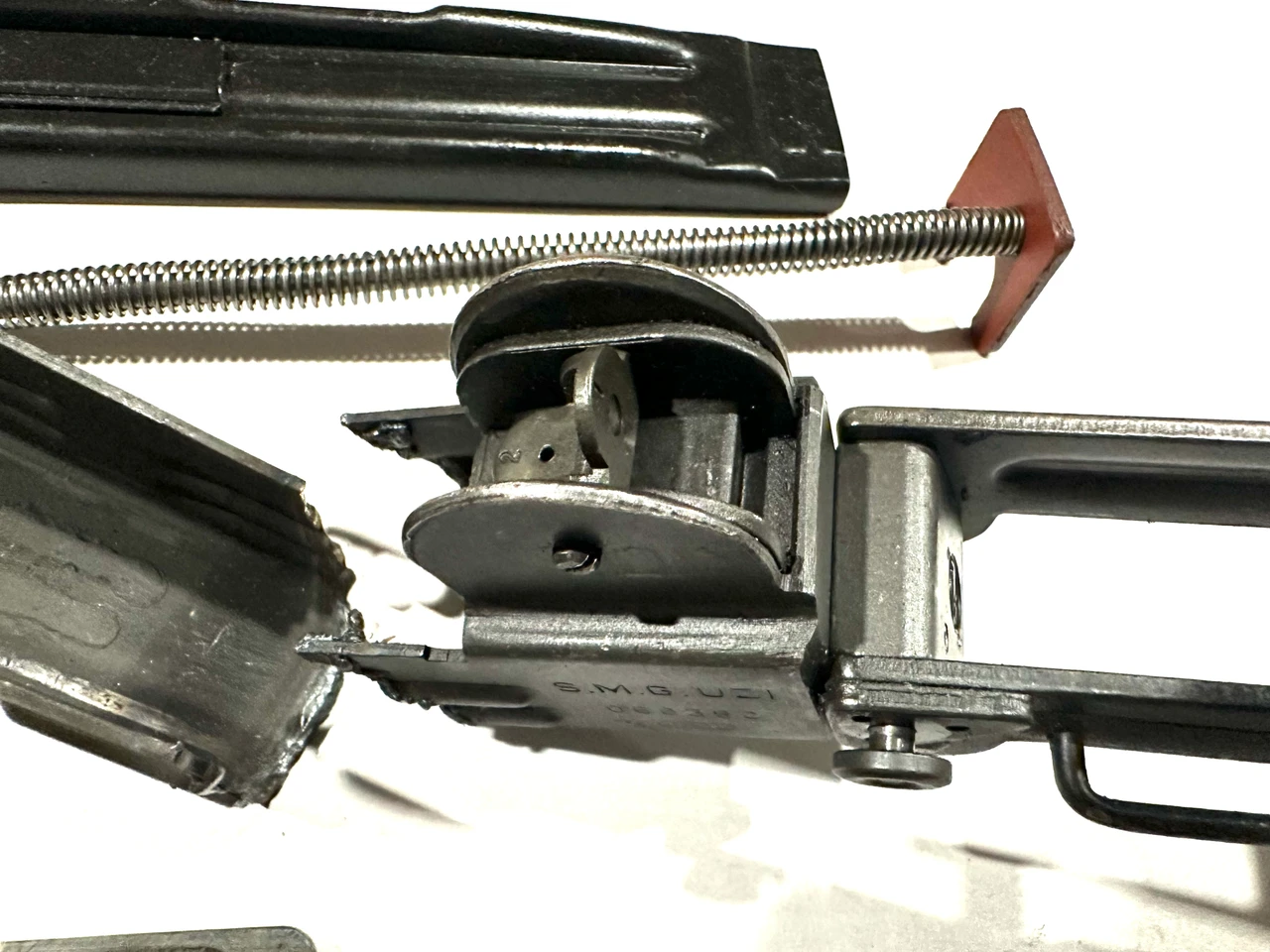 Lot 260821-03: Uzi Kit "SMG UZI" & ARS Trigger - Hebrew Markings