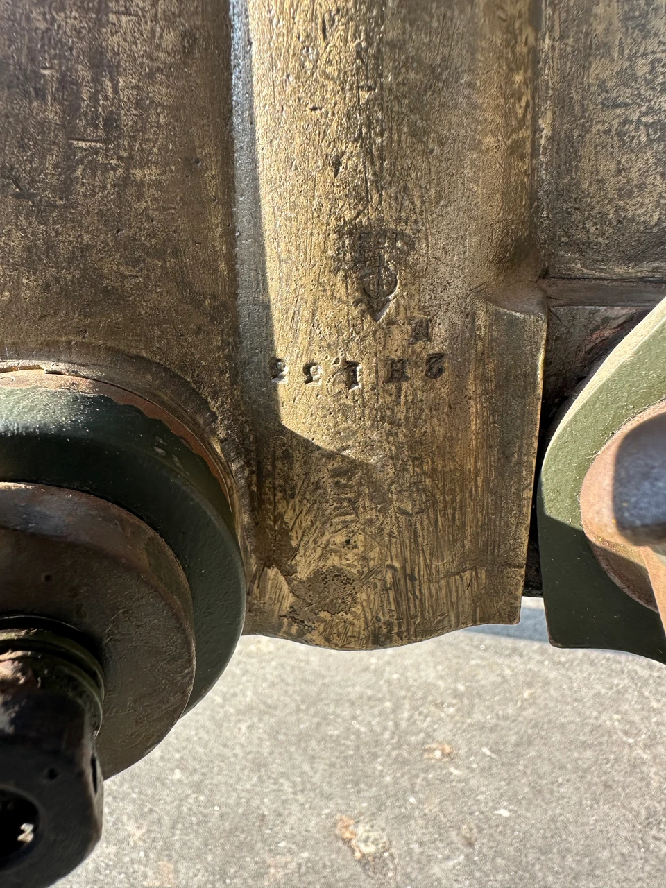 Lot BW-260918-02: Early Vickers Maxim Tripod dated 1915