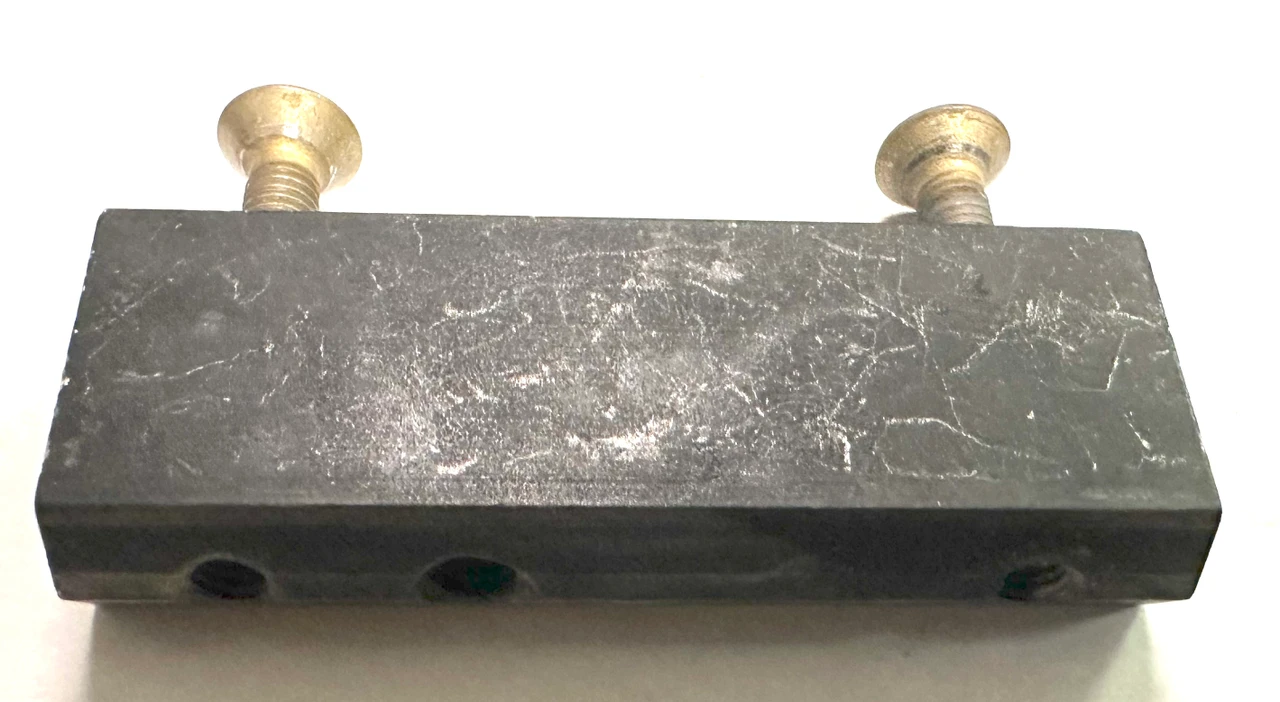 RISER for US MILITARY AN/PAQ-4B RAIL GRABBER MOUNTING BRACKET 12598109