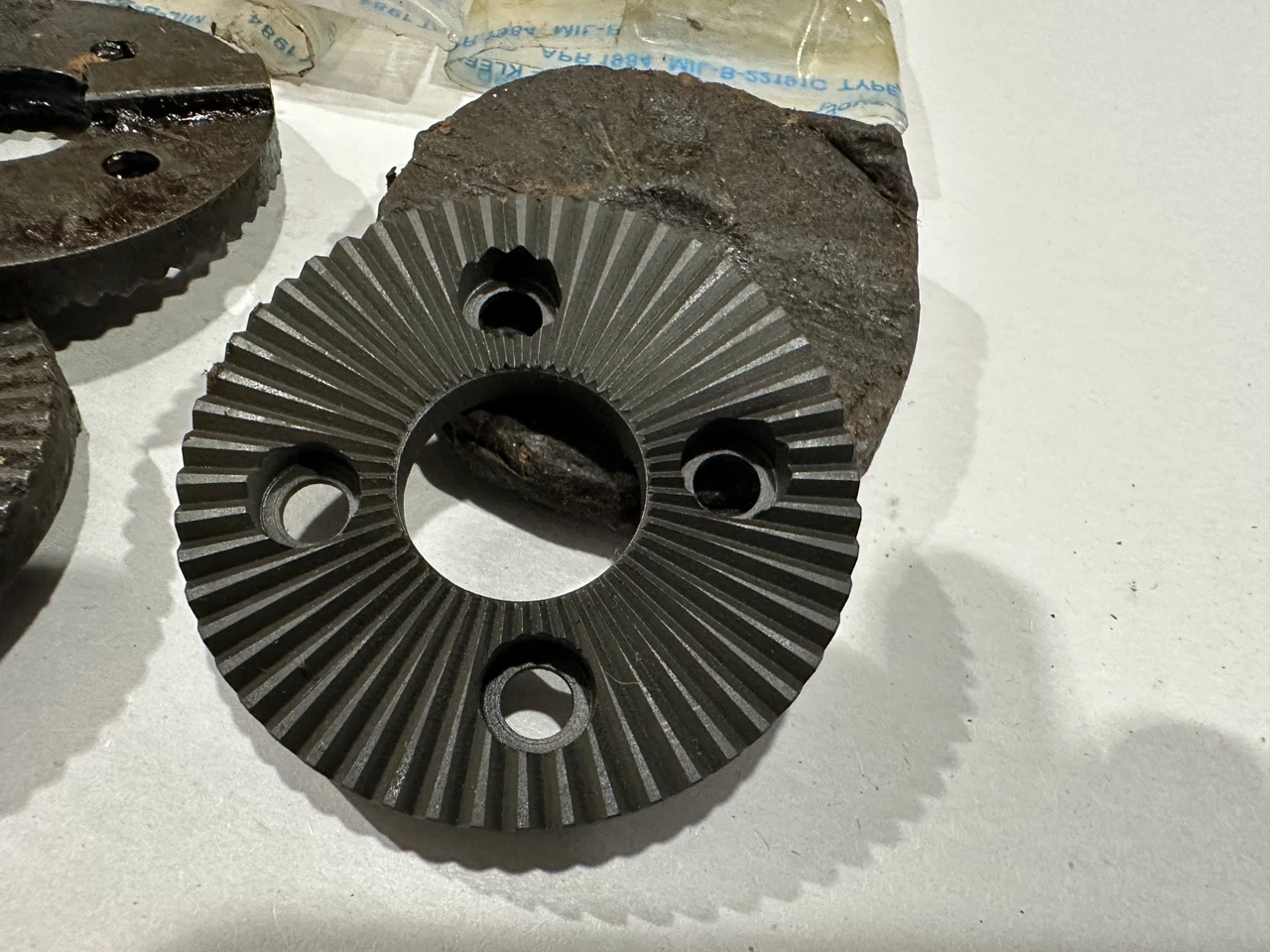 Lot 260924-06: Lot of 6 x M3 Tripod Front Leg Clutch Plates