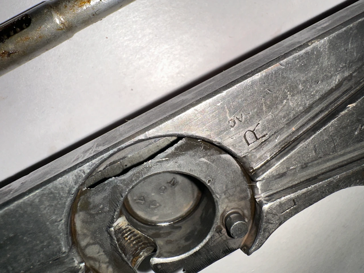 Lot 260924-07: M2HB Bolt and Cam Breech Lock Parts