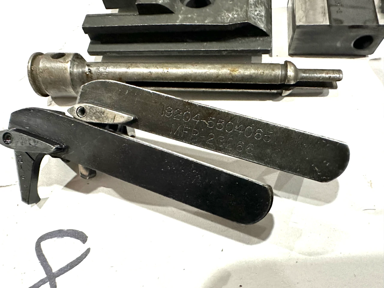 Lot 260924-09: M2HB Bolt and Cam Breech Lock Parts