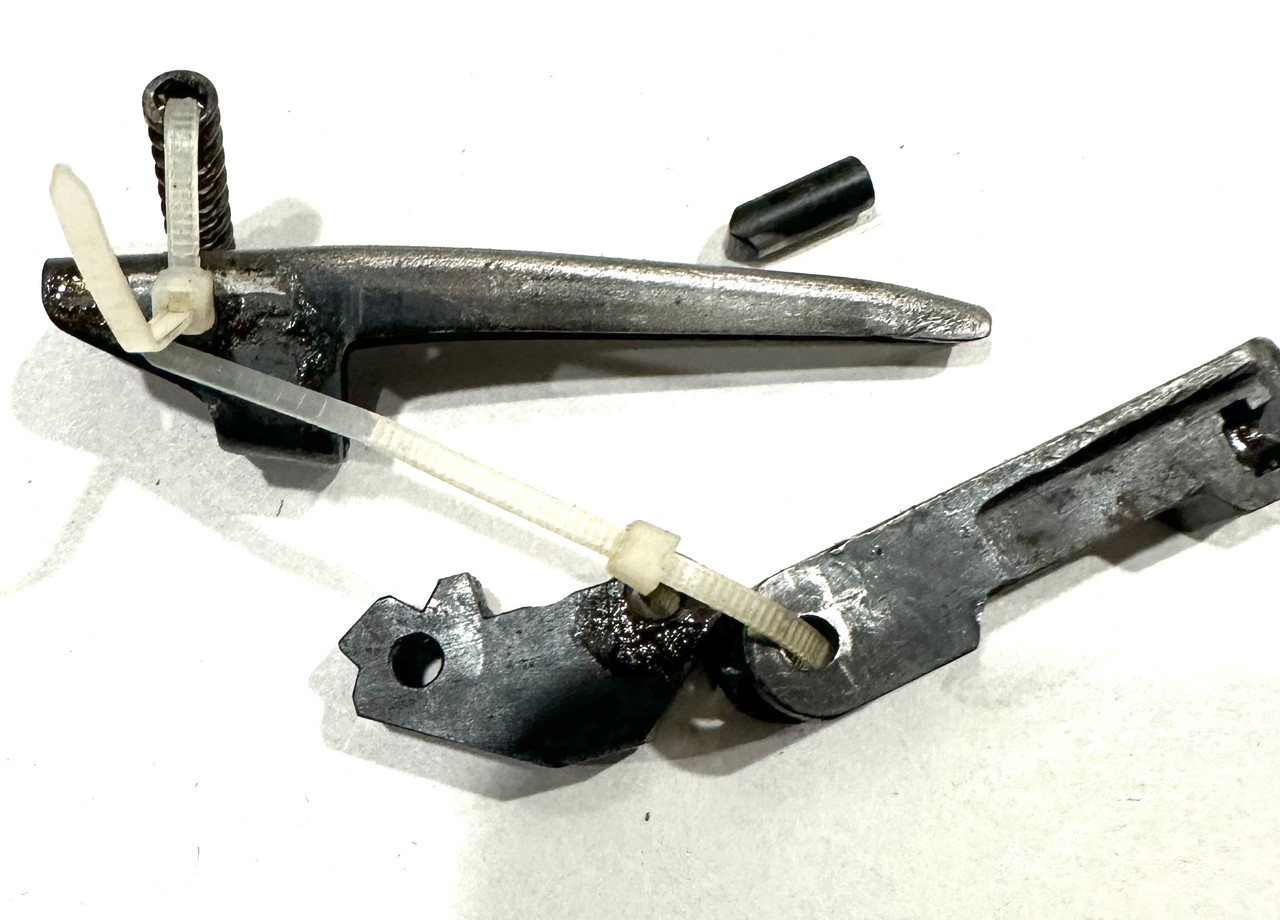 Lot: MG42 Front Sight Assembly