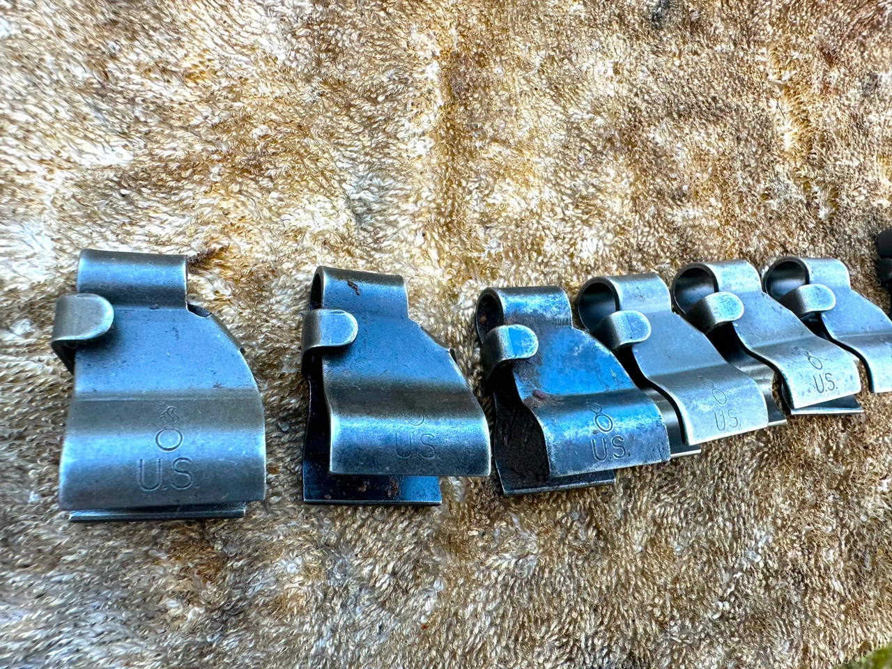 Lot 261016-01: 9 x Remington Marked 1903 Front Sight Protectors - Low Grade 
