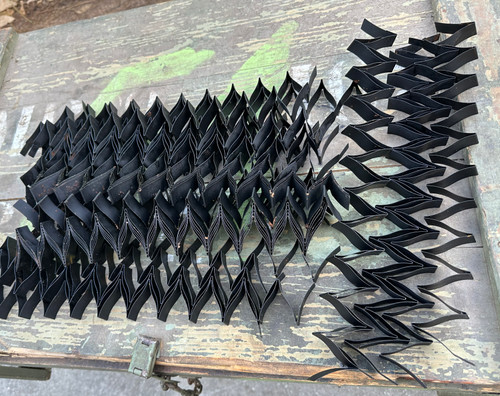 Lot of 35 x rusty Bren magazine main springs