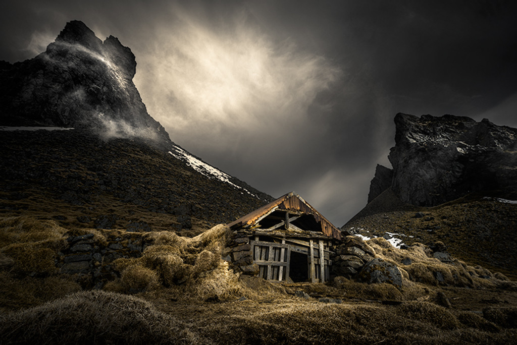 Photography | Viking Hideaway | Nick Psomiadis