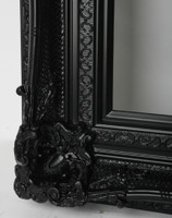 Print Decor Grand Ornate Black Frame Detail