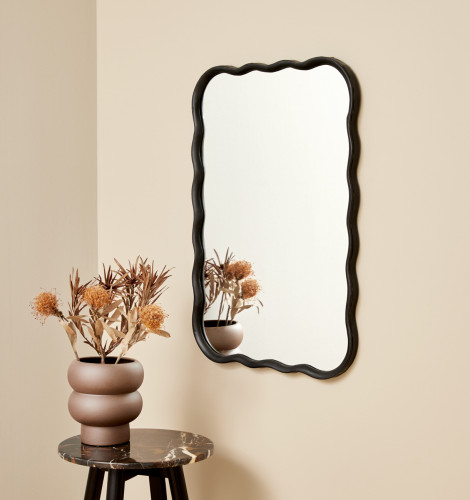 Jemima Mirror | Black | 56 x 79 cm