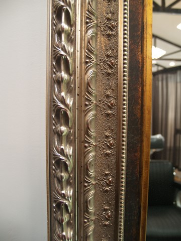 Mirror framing and specialised frames for mirrors