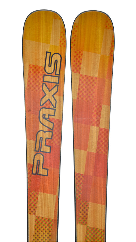 SND_ski_tip_with_speed_graphic