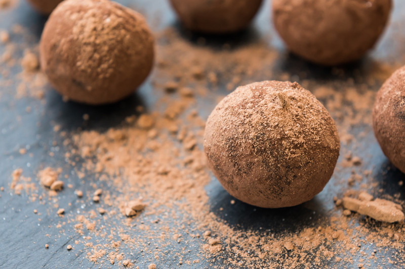Chocolate and Peanut Butter Protein Balls Chocolate and Peanut Butter Protein Balls