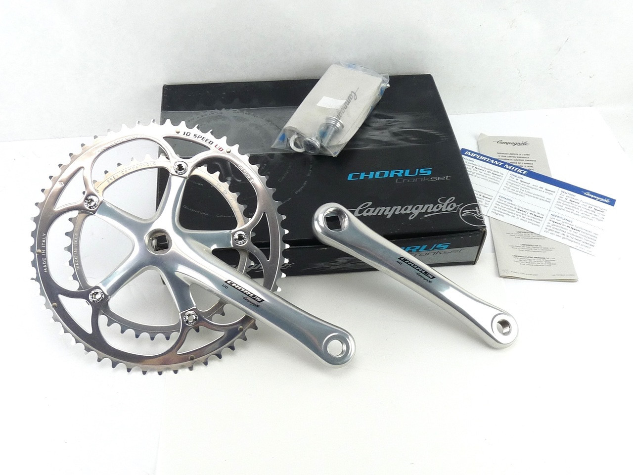 Overblijvend Onnodig Ooit Campagnolo Crankset Chorus 10 Speed 170mm 53/39 w Bolts Ultra Drive NOS -  Vintage NOS Bicycle Parts