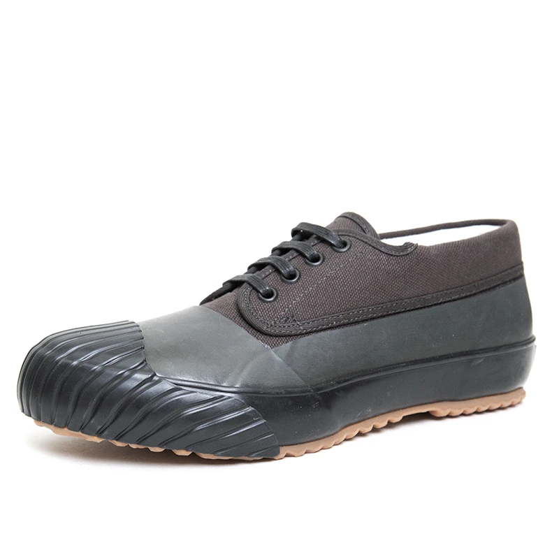 Moonstar Mudguard Low Sneaker | Alan Bilzerian display picture 3