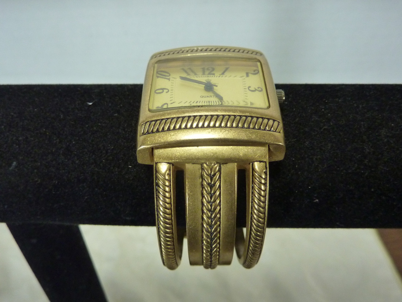 Premier Designs Quartz Watch Cuff Bracelet Antique Gold Tone  display picture 1