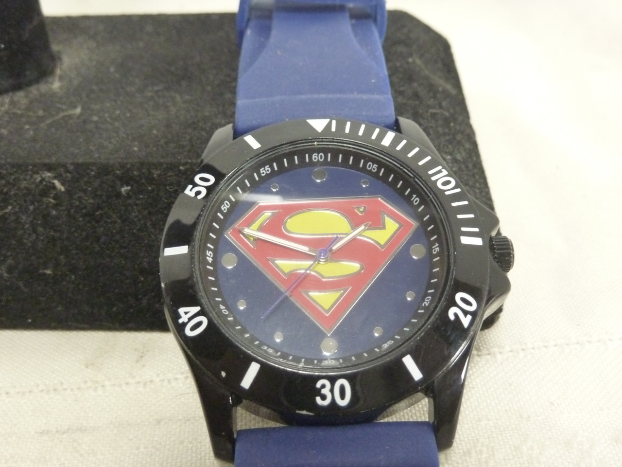 Kith x Superman Lightning Bolt Clock 時計 Superman | Kith