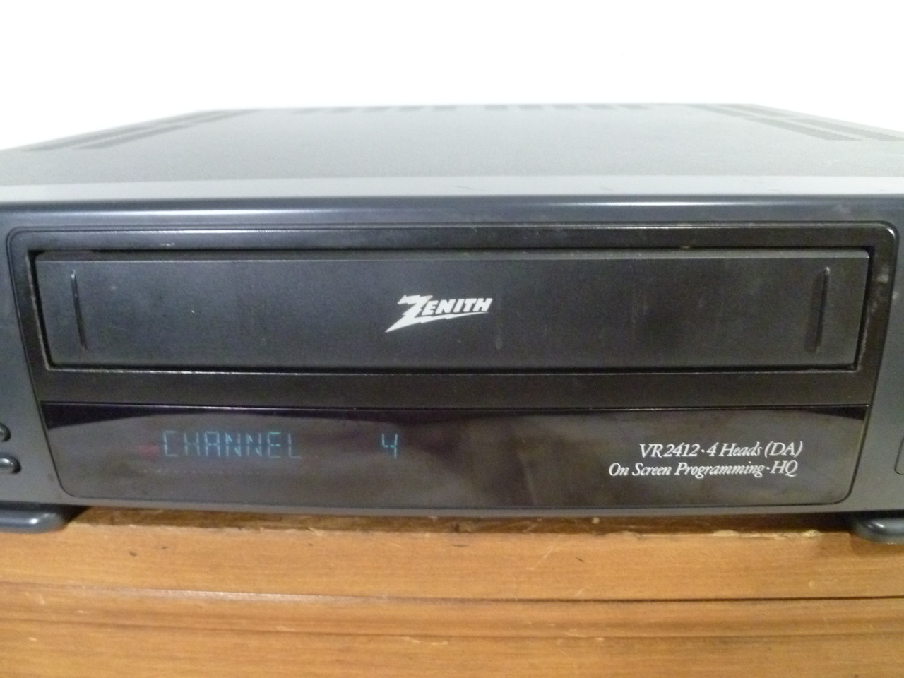 ビデオセット Zenith VCR Player Recorder VR-2412 On VHS Tape Serviced