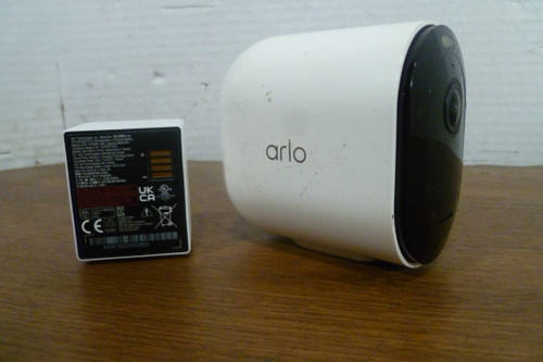 Arlo Model YMC4041P with original battery