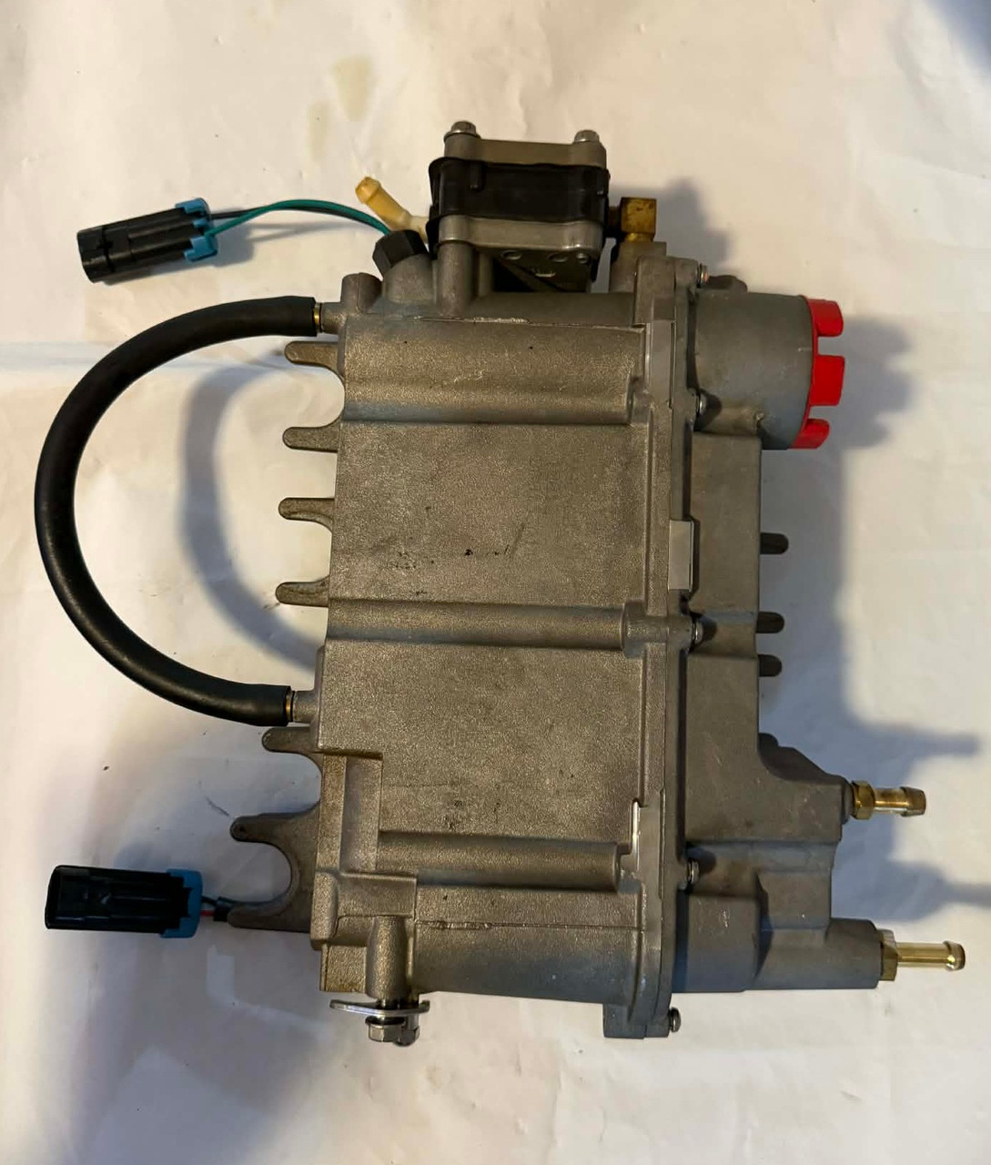 USED 880133T12 Mercury Optimax VST Vapor Separator Assembly 75-250hp