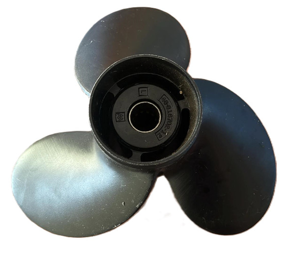 USED 816702A40 Mercury Mariner Black Max 10 3/4 x 12P Aluminum Propeller 25-70hp