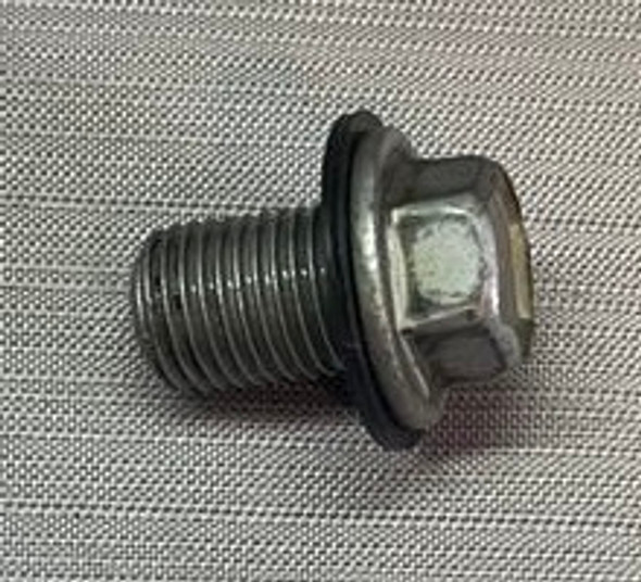 USED Mercury 895136 Drain Oil Screw 9.9-25hp