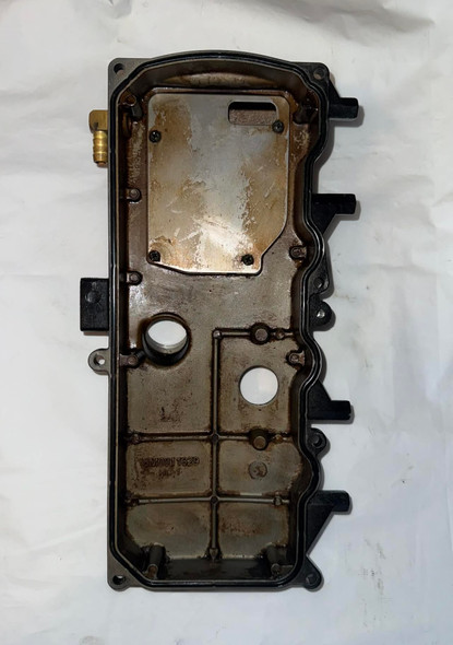 USED 8M0011829 Valve Cover Casting 30-60hp 893694T02