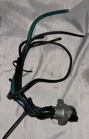 USED 8M0123145 Mercury Oil Pump Assembly 250hp