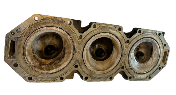 USED 841020A08 Mercury Cylinder Head Port 225-250hp