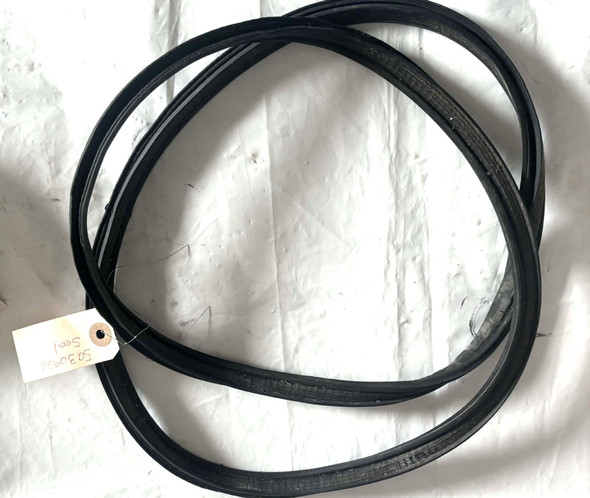 USED 5030926 Johnson Evinrude Rubber Side Cover Seal 60-70hp