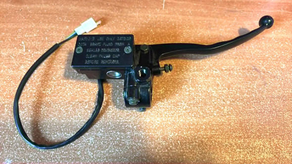 Right 7/8'' Front Hydraulic Brake Master Cylinder Lever Pump Handle for Yamaha XT600 XT550 XT350 TT250 XT225 ATV Quad Moped